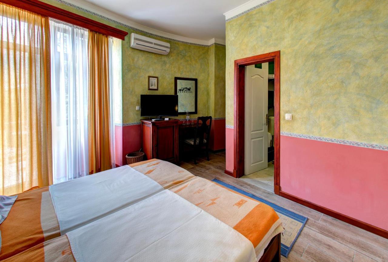 Villa Botticelli Mostar Bagian luar foto